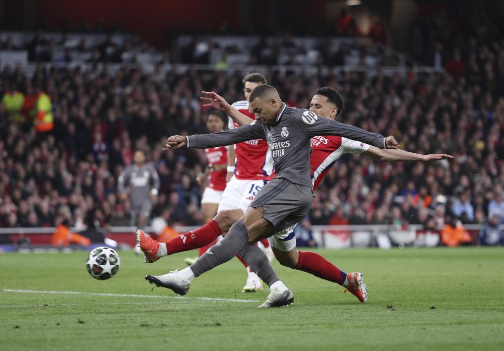 “空中校车”的暖意与深意（人民论坛）.